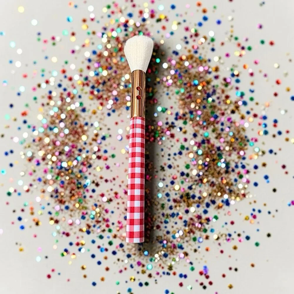 SLMISSGLAM  Gingham Face Brush Brand New MSRP $28